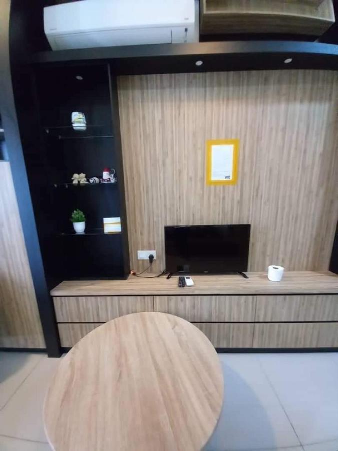 06- Austin Regency Taman Mount Austin Studio 4-5Pax ジョホールバル エクステリア 写真